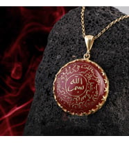 Geçim Darlığı İçin Dua Yazılı Kırmızı Ceyt Taşı Altın Kaplama Gümüş Kolye