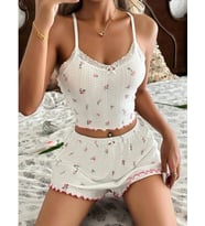 Kadın Çiçek Desenli Dantel Askılı Şortlu Pijama Takımı 5235