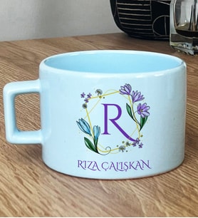 Kişiye Özel Çiçekli R Harfli Hediye Pastel Fincan İsim Soyisim Yazılı (Mavi)