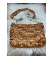 ÖZEL TASARIM KAĞIT İP FIRFIRLI ÇANTA 32X23 CM