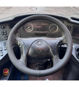 DİKİŞLİ DİREKSİYON KILIFI SİYAH DERİ SİYAH DİKİŞLİ MERCEDES OTOBÜS FOTODAKİ DİREKSİYONLAR İÇİN