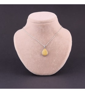 Kehribar (Fosilleşmiş Çam Reçinesi) Gümüş Kolye Ucu - M357