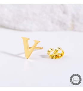 14 Ayar Altın V Harf Küpe 0,44 gr