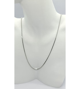 Serpent Shine – Silver Snake Chain Kolye