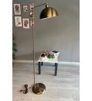 Lambader Hareketli Başlık Modern Dekoratif Metal Oturma Odası Çalışma Odası Zemin Lambası
