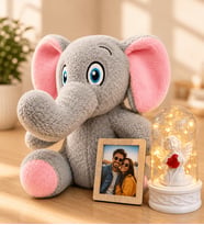 Kişiye Özel Fotoğraflı LED Işıklı Beyaz Melekli Fanus ve Peluş Fil Kadına Sevgiliye Hediye