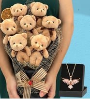 Büyük Boy 7'li Tasarım Peluş Ayıcık Buketi ve Zümrüdü Anka Kuşu Kolyesi (Model 2)