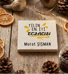 Kişiye Özel Yılın En İyi Eczacısı Bardak Altlığı Tıp Bayramı Hediyesi (Krem)