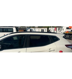 Nissan Qashqai 2017-2021 Tavan Çıtası Parlak Siyah