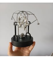 Pilli Dümen Denge Balansı - Hareketli Masaüstü Dekoratif Obje (20x16.5 cm)