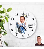 Karikatürlü Dişçi Kişiye Duvar Saati