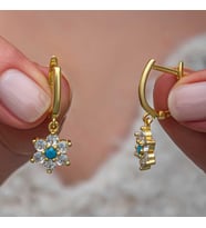Hk Gümüş Kadın Küpe Mavi Taşlı Gold Çiçek Gümüş Takı Hediyelik Ürünler