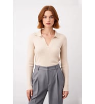 Kadın Polo Yaka Fitilli Triko Kazak Modern Fitted Tasarımıyla Casual Şıklığı Soğuk Havalarda