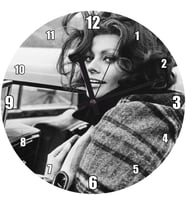 Cakatablo Sophia Loren Telefonda Duvar Saati