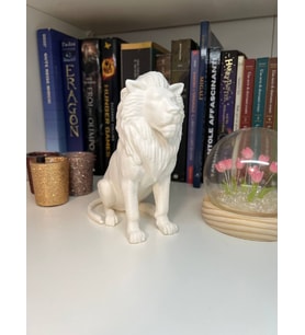 Hediyelik Aslan Figürü 13 cm – Doğal Malzemeli Modern Masaüstü Ev Dekoru