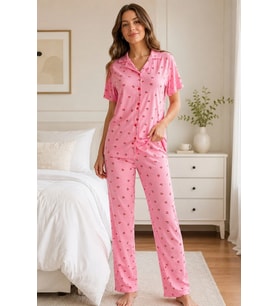 Pembe Kiraz Desenli Kısa Kollu Gömlek Yaka Milan Kumaş Kadın Pijama Takımı