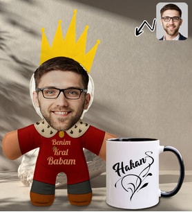 BK Gift Kişiye Özel Fotoğraflı Kral Babam Tasarımlı Bebek Yastık-1 & Siyah Kupa Bardak Hediye Seti-2, Babalar Günü Hediye, Babaya Hediye