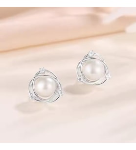 Monemel Swarovski Taşlı  İnci Yuvarlak Küpe (Altın Kaplama)