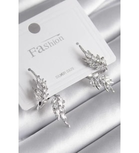 Pirinç Gümüş Renk Zirkon Taşlı Yaprak Model Kadın Küpe - TJ-BKP8608