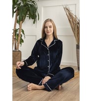 Önden Düğmeli Kadife Kışlık Kadın Pijama Takımı (Lacivert)