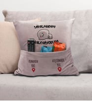 BK Gift Eğlenceli Tasarımlı Organizer Kumanda ve Atıştırmalık Cepli Pembe Kırlent Yastık- 5, Ev Dekoru, Ev Hediyesi