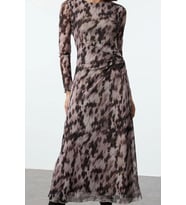 Moda Stil Regular Bisiklet Yaka Maxi Boy Baskılı Büzgü Drape Örme Elbise (Kahverengi)