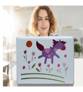 DEFTER STİCKER,LAPTOP STİCKER KÜÇÜK AT DESENLİ PVC 70X50X0,5CM