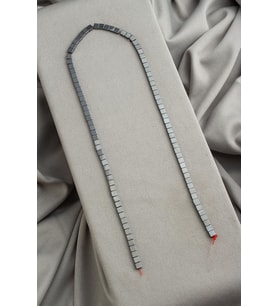 Hematit Doğal Taş Parlak Füme Yassı Kare Kesim 4x4mm Dizi [AA]