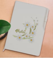 BK Gift Kişiye Özel Papatya Temalı Beyaz Termo Deri Not Defteri 15x21cm-1