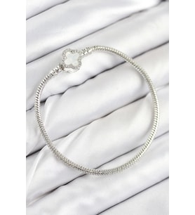 Pirinç Charm Zirkon Taşlı Yonca Model Gümüş Renk Kadın Bileklik