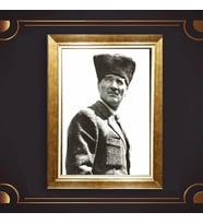 Altın Varaklı Çerçeveli Paspartulu Atatürk Tablo DC0586 (Gold)