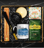Doğum Gününe Özel Tütsü & Tütsülük & 250 Gram Jacobs Filtre Kahve & Siyah Mum & Doğum Günü Kupası & Doğum Günü Kartı Hediye Seti