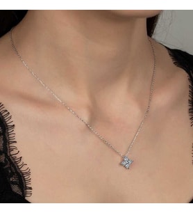 Ucarticaret S-warovski Taşlı Gümüş Çiçek Bayan Kolye