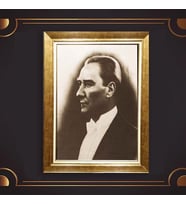 Altın Varaklı Çerçeveli Paspartulu Atatürk Tablo z4901 (Gold)