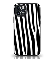 PrintiFy Apple iPhone 11 Pro Max Kamera Korumalı Zebra Desenli Cam Kapak Siyah