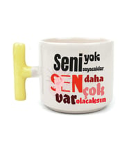 Seni Yok Sayacaklar Baskılı Kadınlar Günü Sarı Kulplu T Kupa