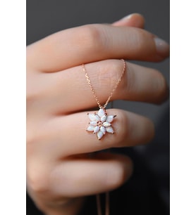 925 Ayar Gümüş Beyaz Doğal Opal Taşlı Lotus Kolye