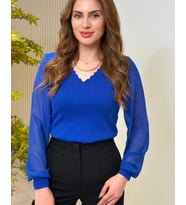 Kadın V Yaka Kolları Dökümlü Tül Detay Triko Bluz