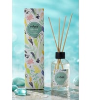 Colyen Aqua Still Çubuklu Oda Kokusu 100ml Ferahlatıcı Cam Şişe ve Pastel Bitki Desenleriyle