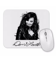 Demi Lovato B&W Autografada Mouse Pad