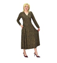 Kadın Viskon Zebra Desenli  V Yaka Elbise BGL-ST03535 (Camel)
