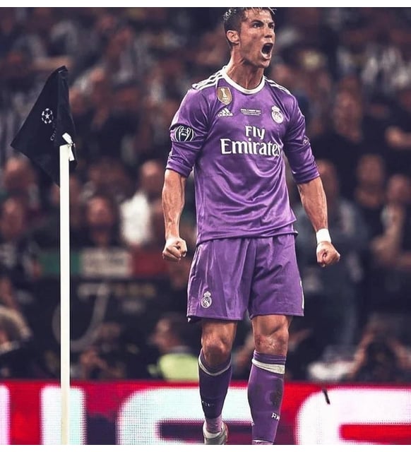 REAL MADRİD 2017 SEZON C. RONALDO 7 MOR UZUN KOL YETİŞKİN FORMASI
