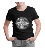 Clock Universe in DNA Chains Abstract Siyah Çocuk Tshirt