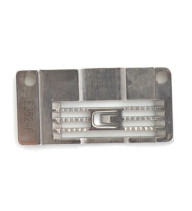 Siruba Reçme 4.8mm Kanallı Etek Plaka / E3524P