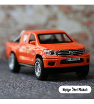 Toyota Hilux Metal Model Araba Turuncu - Kişiye Özel Plakalı (1:36 Ölçek)