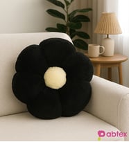 Dekoratif Çiçek Şeklinde Peluş Yastık 40 cm – Yumuşak ve Konforlu Tasarım (Siyah-Ekru)