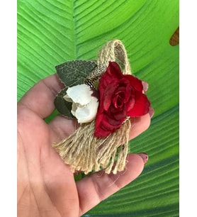 9X6 CM BEYAZ KIRMIZI GÜLLÜ DAMAT YAKA ÇİÇEĞİ İĞNELİ BROŞ