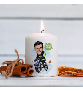 Kişiye Özel Karikatürlü Karda Bisiklet Keyfi Mum