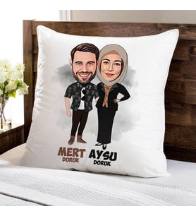Kişiye Özel Bir Ömür Mutlu Olalım Karikatürlü Yastık