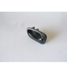 HYUNDAI ACCENT- 98/00; ÖN KAPI İÇ AÇMA KOLU SAĞ SİYAH 82620-22000 592-3011